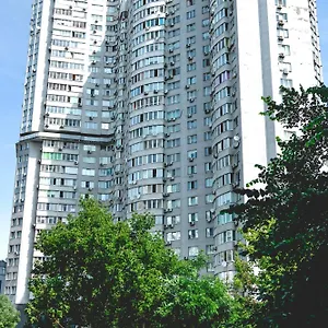 Apartment On Hryshka Street