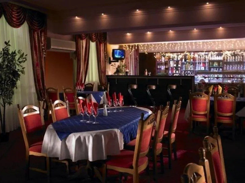 Ukraine Hotel Kyiv 4*,