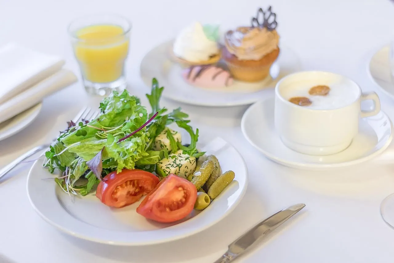 ****  Ukraine Hotel Kyiv Ukraine
