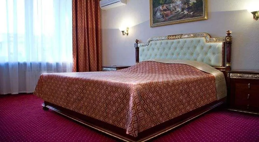 Ukraine Hotel Kyiv 4*,
