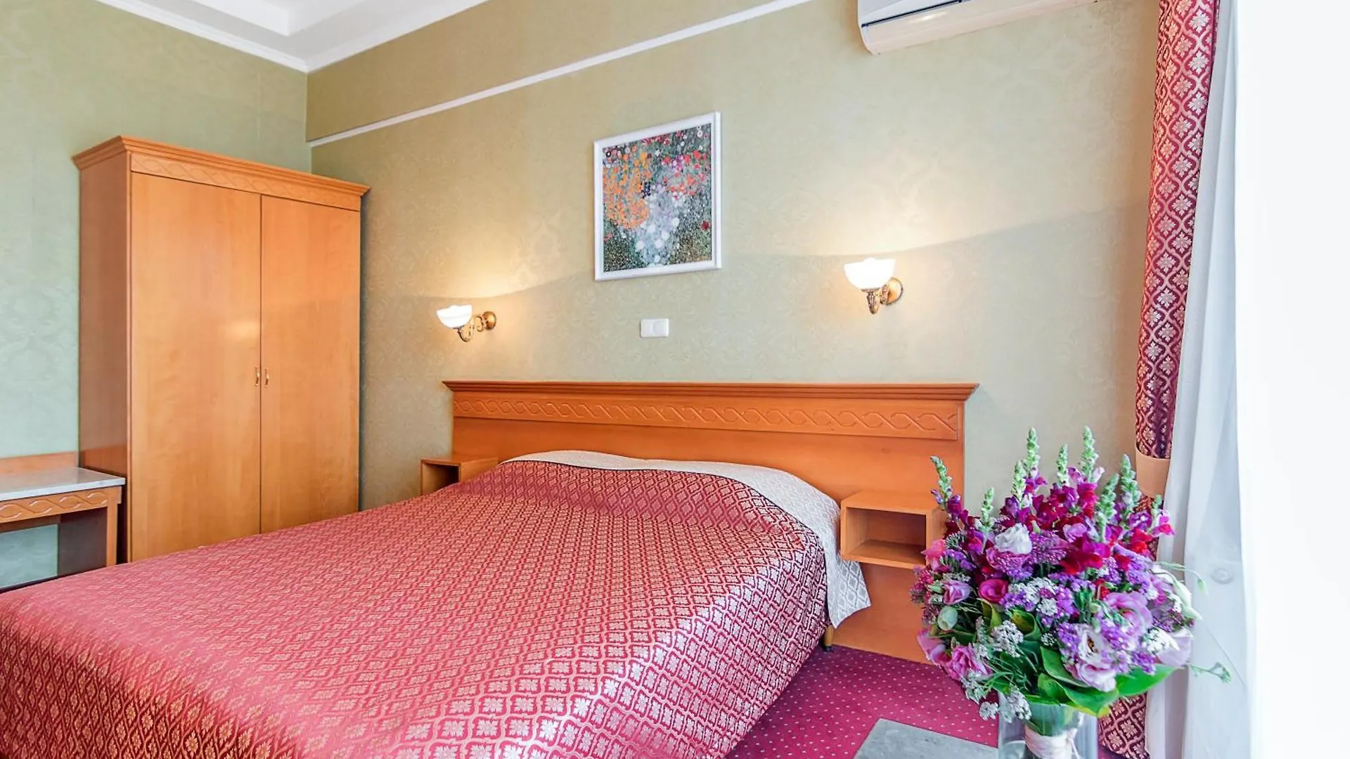 ****  Ukraine Hotel Kyiv Ukraine